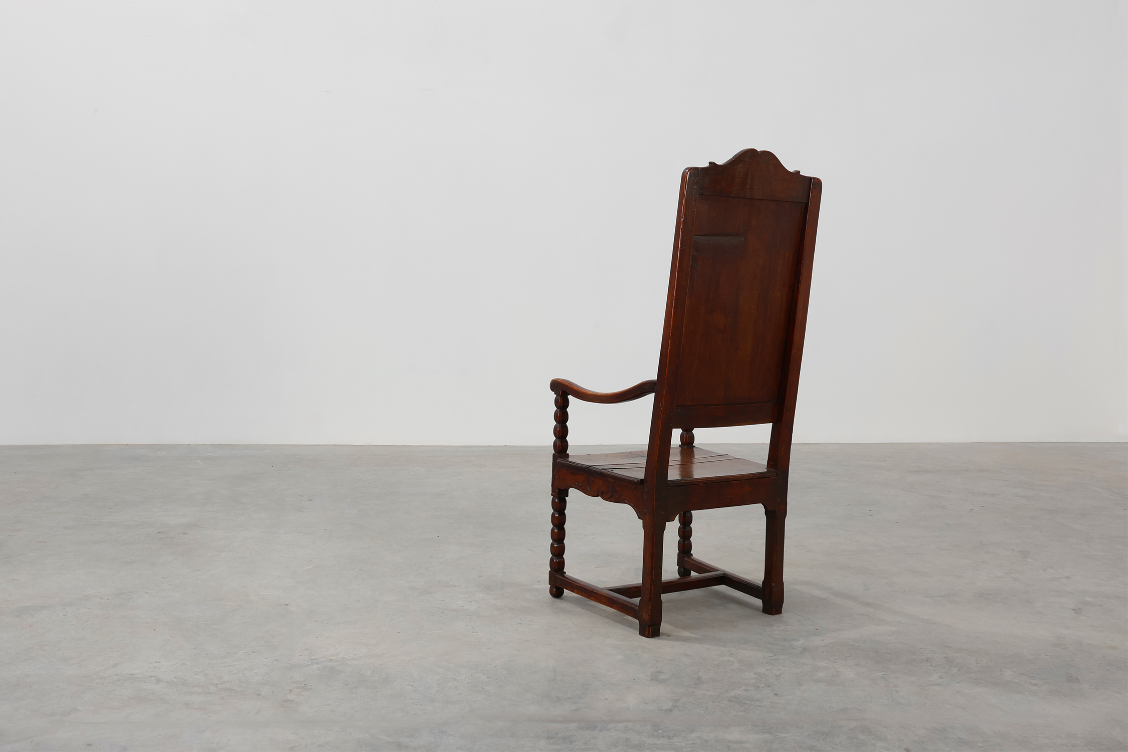 18th Century Liège Armchair in hand carved Oak, Belgiumthumbnail